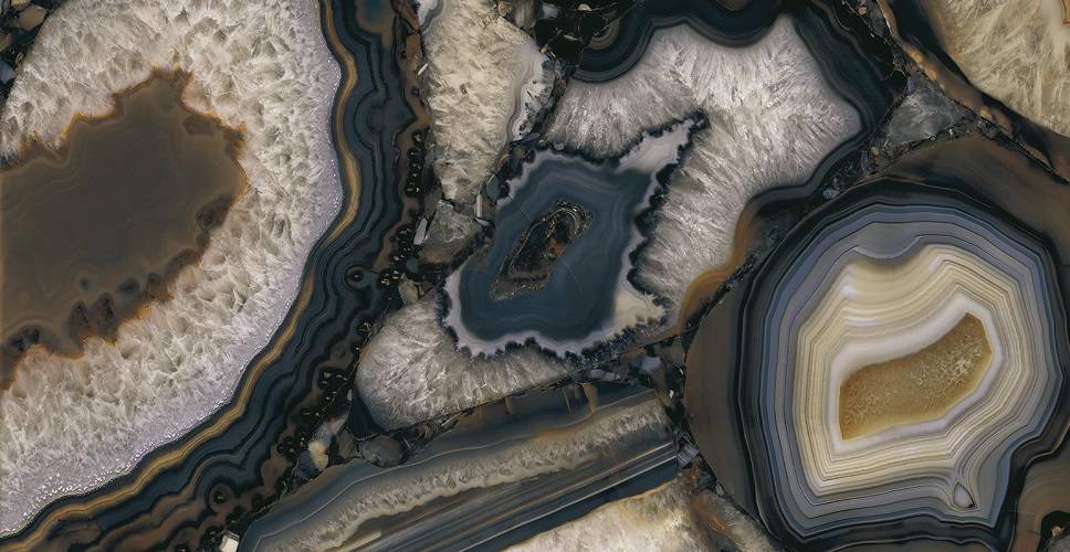 Agate Black